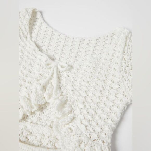Zara kids ruffle cut out knit top - Picture 7 of 7